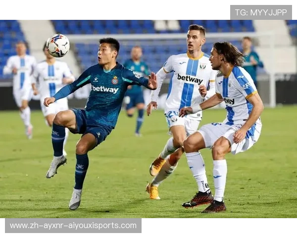 西甲赛程密集赛段对球员体能及战术部署影响研究